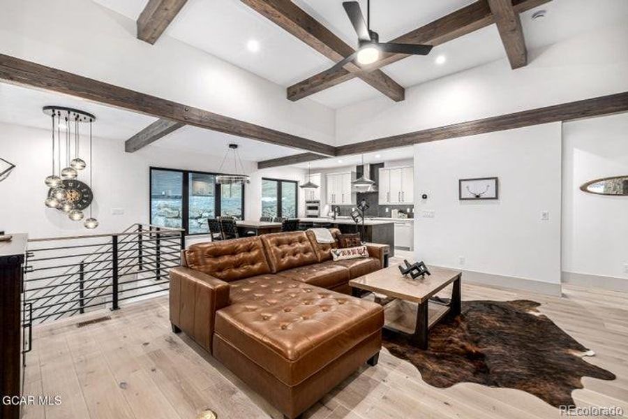 Community amenities in , Granby (Image 33).