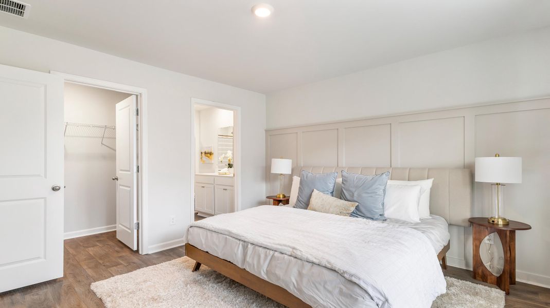 Furnished interior view inside a new home in Carolina Groves Townhomes, Moncks Corner (Image 4).