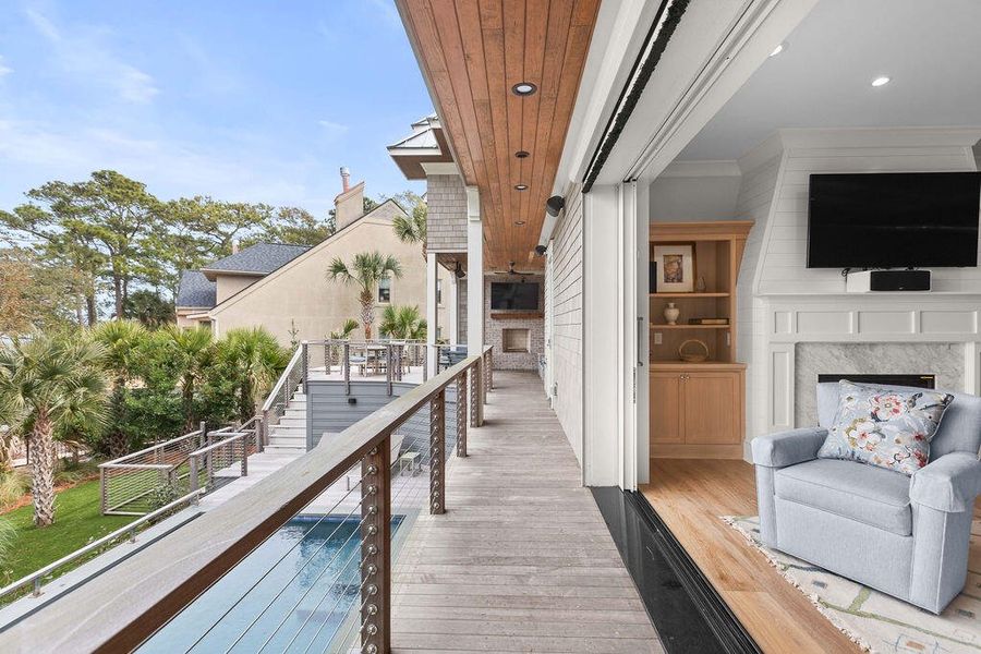 Exterior details and patio area of a home in , Kiawah Island (Image 28).