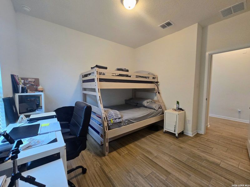 Furnished interior view inside a new home in Homestead, Schertz (Image 7).