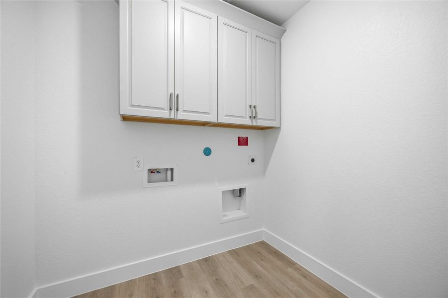 Spacious, unfurnished interior of a new home in , Richmond (Image 23).