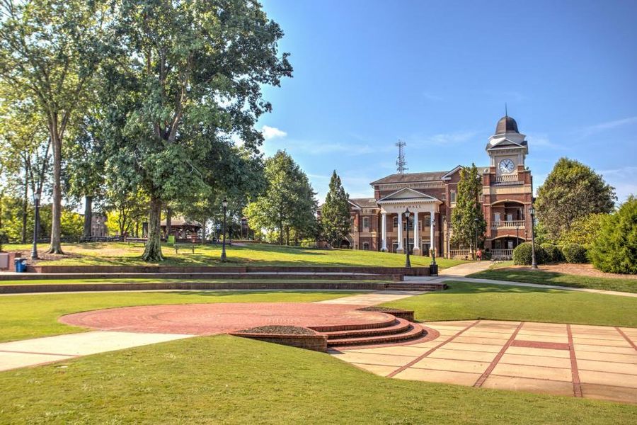Image 31 of a home in Riversong.