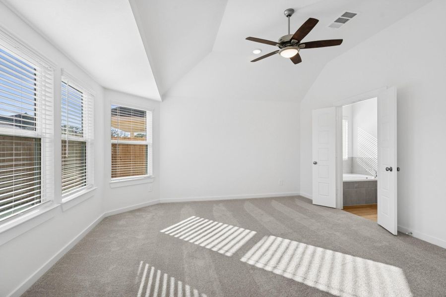 Spacious, unfurnished interior of a new home in Pinewood at Grand Texas, New Caney (Image 8).