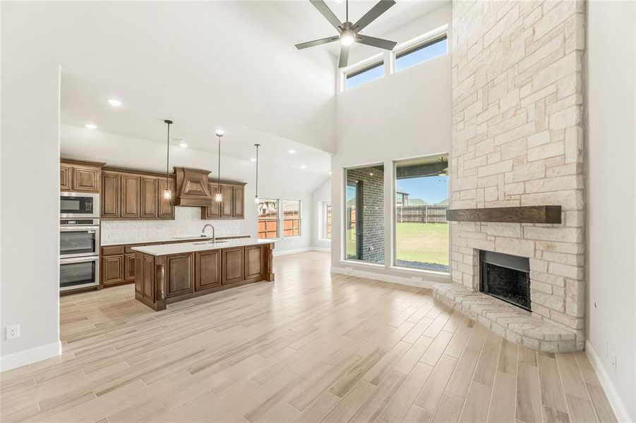 Furnished interior view inside a new home in Sunrise at Garden Valley, Waxahachie (Image 20). Furnished interior view inside a new home in Sunrise at Garden Valley, Waxahachie (Image 20).