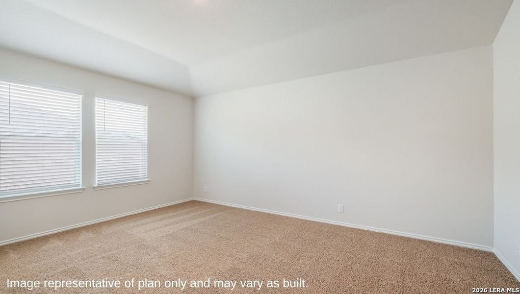 Spacious, unfurnished interior of a new home in Veranda, San Antonio (Image 14).