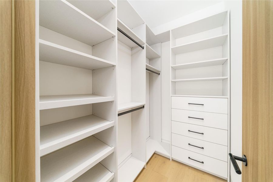 Image 95 of a home in .