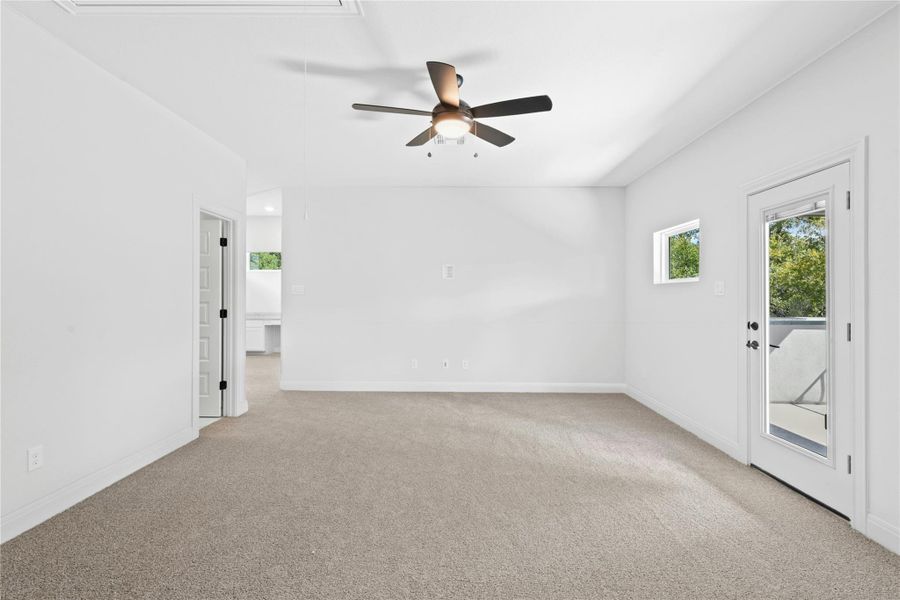 Spacious, unfurnished interior of a new home in Double Eagle Ranch, Cedar Creek (Image 21). Spacious, unfurnished interior of a new home in Double Eagle Ranch, Cedar Creek (Image 21).