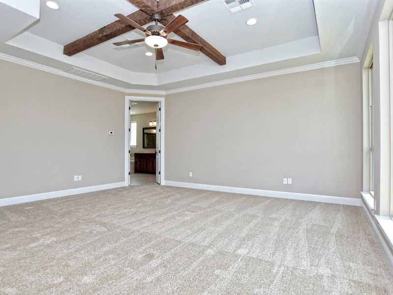 Representative unfurnished interior of a home built from the San Simeon II by Giddens Homes in Clearwater Ranch, Liberty Hill (Image 88).