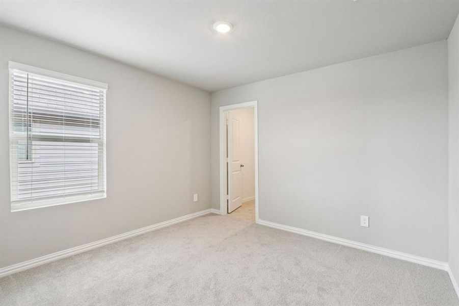 Spacious, unfurnished interior of a new home in River Ridge, Crandall (Image 27).