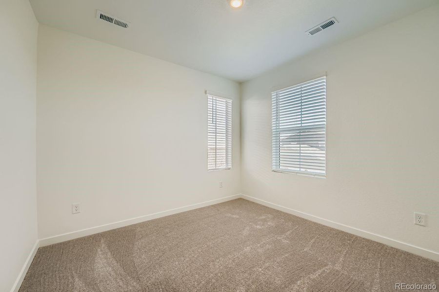 Spacious, unfurnished interior of a new home in Eastcreek Farm, Thornton (Image 8).