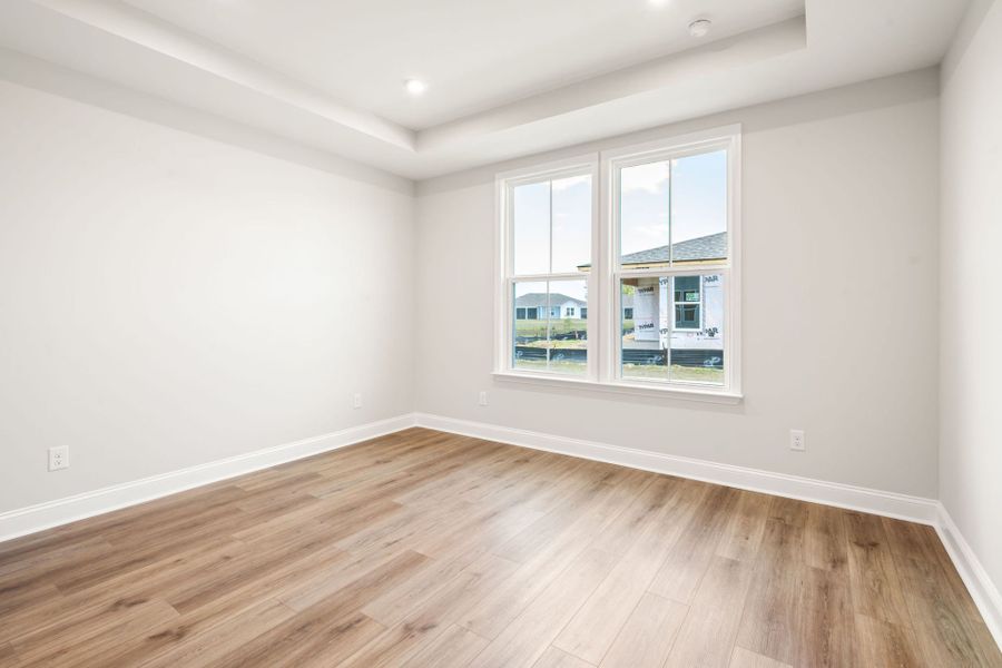 Spacious, unfurnished interior of a new home in Sun City Hilton Head, Bluffton (Image 16).