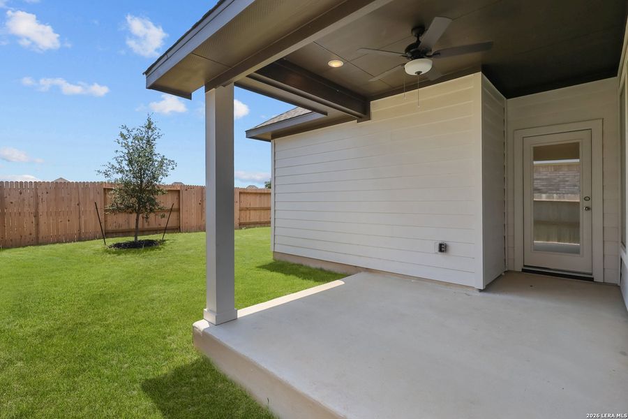 Exterior details and patio area of a home in Stillwater Ranch, San Antonio (Image 25).