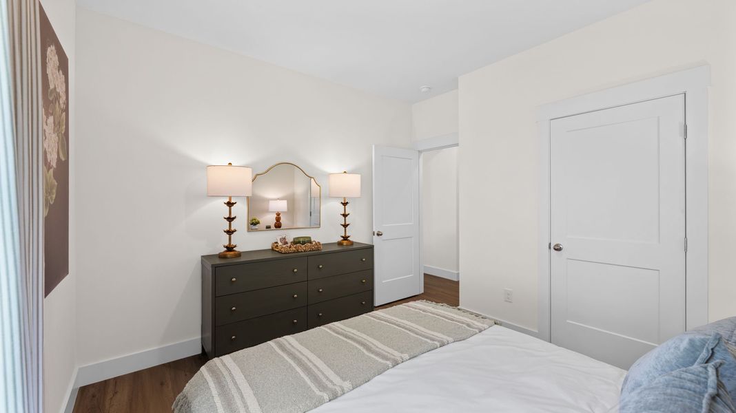 Furnished interior view inside a new home in Lone Oaks Farm, Cleveland (Image 22).
