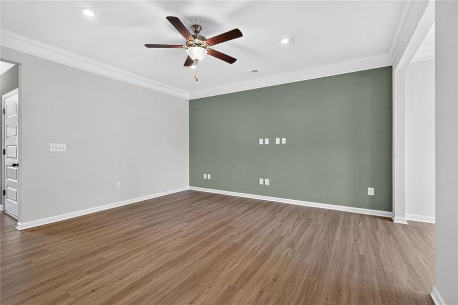 Spacious, unfurnished interior of a new home in Fuller Station, Loganville (Image 22).