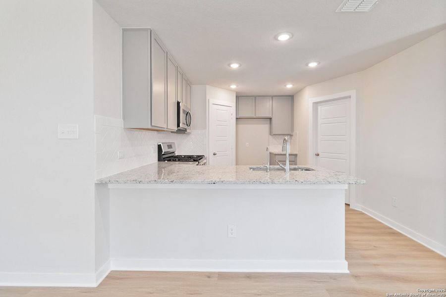 Furnished interior view inside a new home in Willow Point, San Antonio (Image 5). Furnished interior view inside a new home in Willow Point, San Antonio (Image 5).