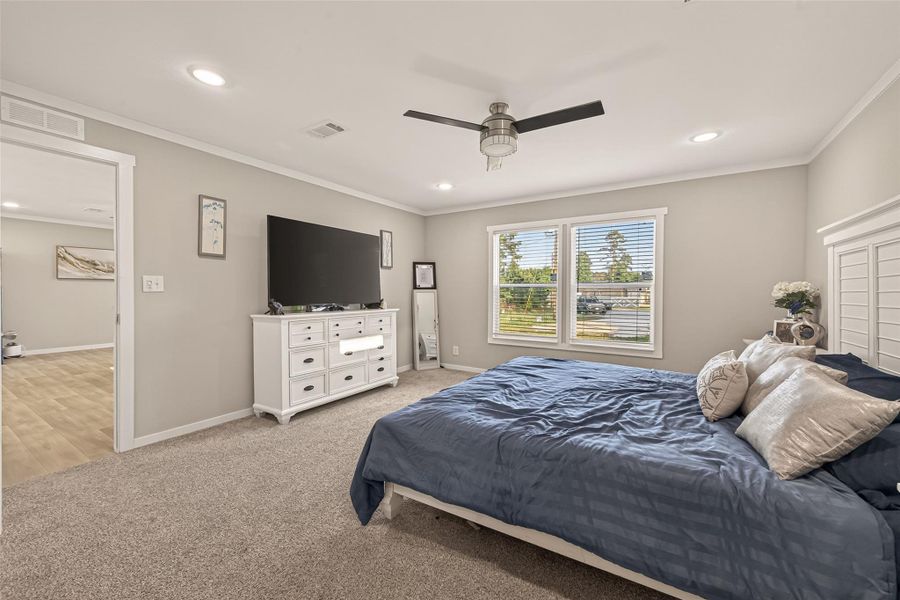 Furnished interior view inside a new home in , Cleveland (Image 7).