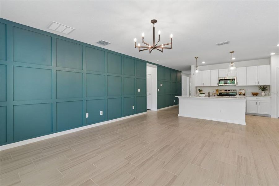 Spacious, unfurnished interior of a new home in , Land O' Lakes (Image 18).