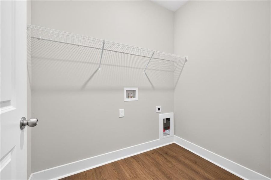 Spacious, unfurnished interior of a new home in , Gainesville (Image 46).