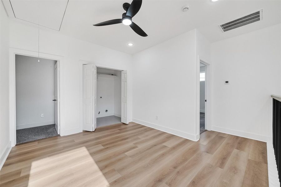 Spacious, unfurnished interior of a new home in , Houston (Image 31).