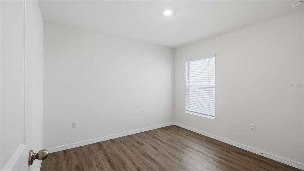 Spacious, unfurnished interior of a new home in Northwater at Two Rivers, Zephyrhills (Image 43).