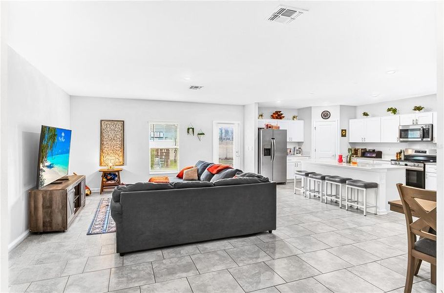 Furnished interior view inside a new home in Ranches at Lake Mcleod, Eagle Lake (Image 11).