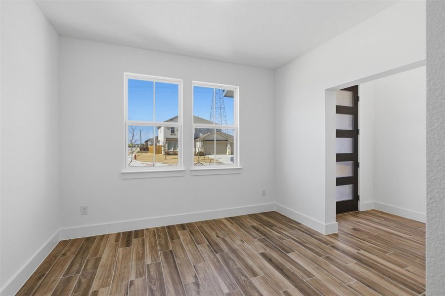 Spacious, unfurnished interior of a new home in Enclave at Cele, Pflugerville (Image 18).