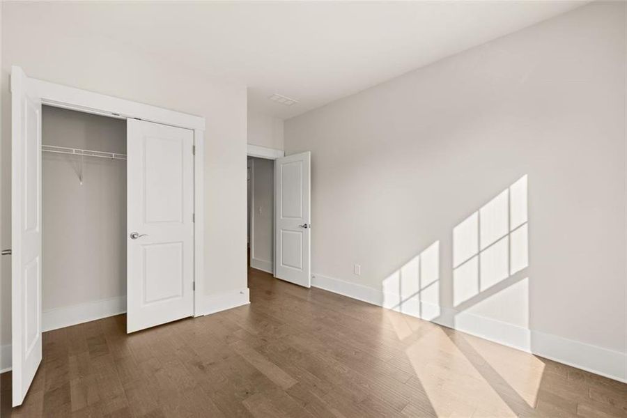 Spacious, unfurnished interior of a new home in Soleil Summit Chase, Snellville (Image 52).