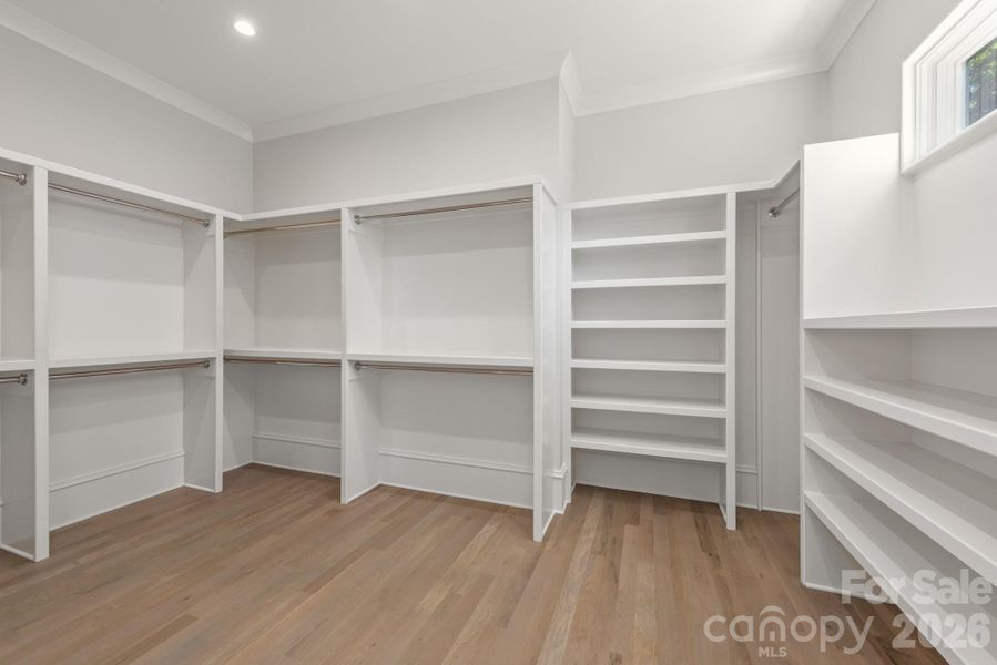 Spacious, unfurnished interior of a new home in , Charlotte (Image 21).