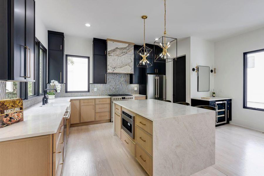 Furnished interior view inside a new home in , Chamblee (Image 17).