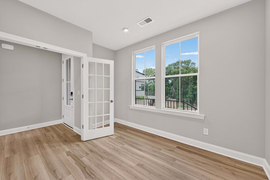 Spacious, unfurnished interior of a new home in Old Town Village, Waxhaw (Image 24). Spacious, unfurnished interior of a new home in Old Town Village, Waxhaw (Image 24).