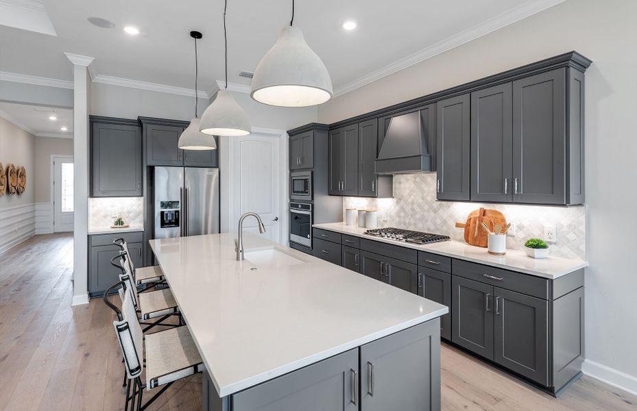 Flow through kitchen Flow through kitchen