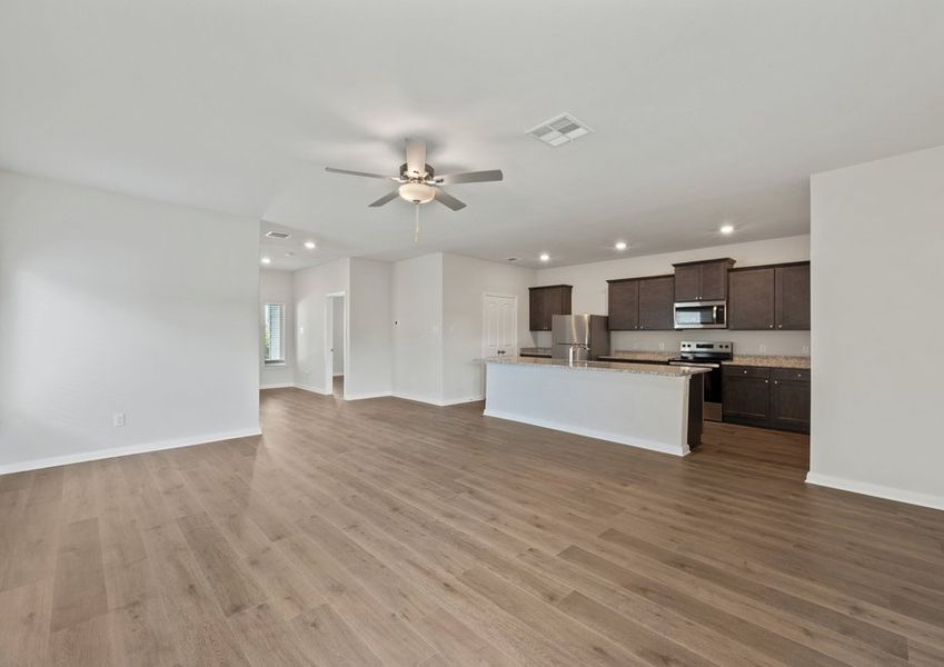 Representative unfurnished interior of a home built from the Azalea by LGI Homes in Southaven, Hutchins (Image 10).