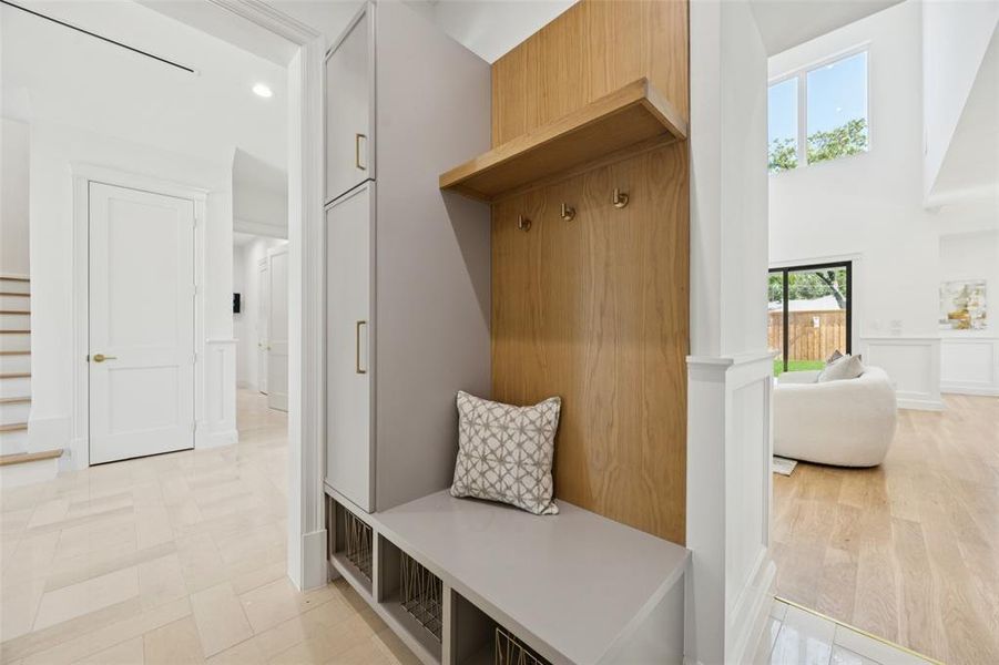 Furnished interior view inside a new home in , Dallas (Image 13).