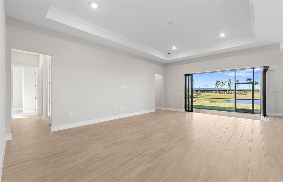 Spacious, unfurnished interior of a new home in Del Webb Catalina, Lakewood Ranch (Image 28).