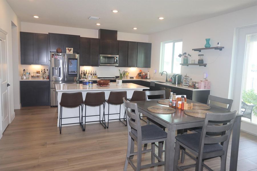4 kitchen 2
