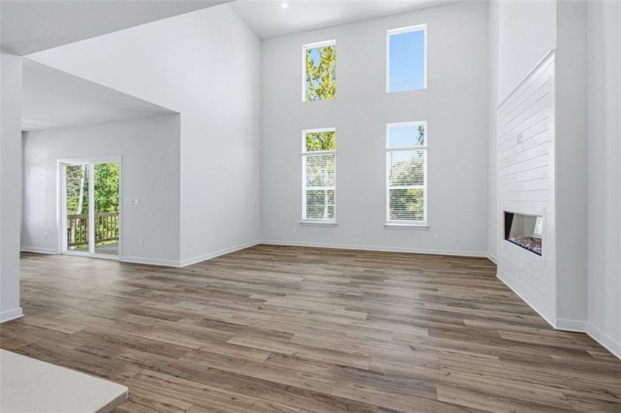 Spacious, unfurnished interior of a new home in Conner Farm, Dawsonville (Image 42).