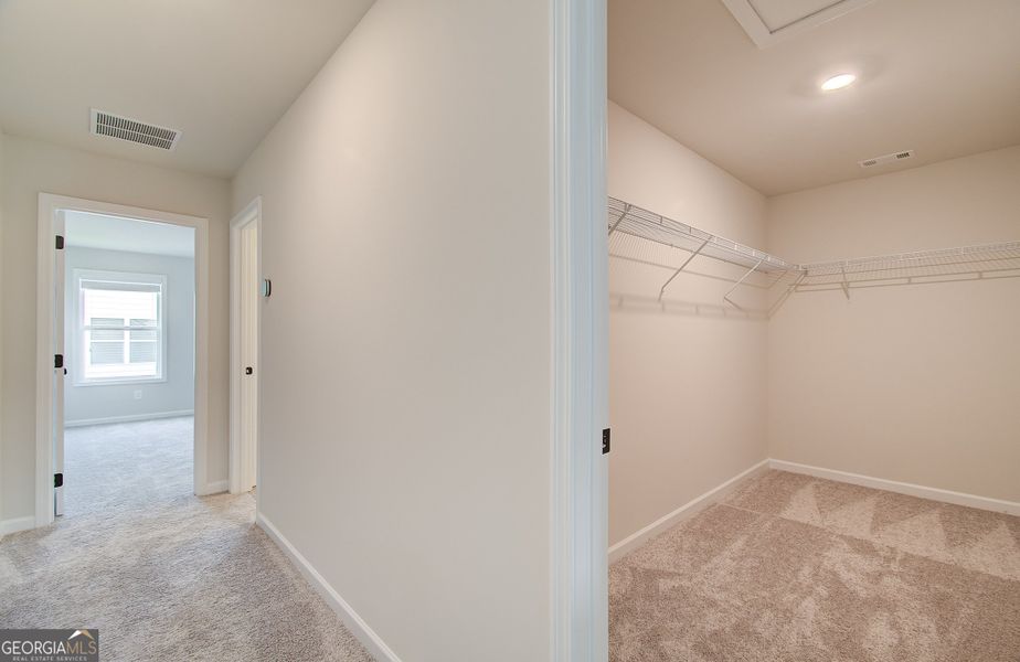 Image 43 of a home in Rosewood Lake Preserve. Image 43 of a home in Rosewood Lake Preserve.