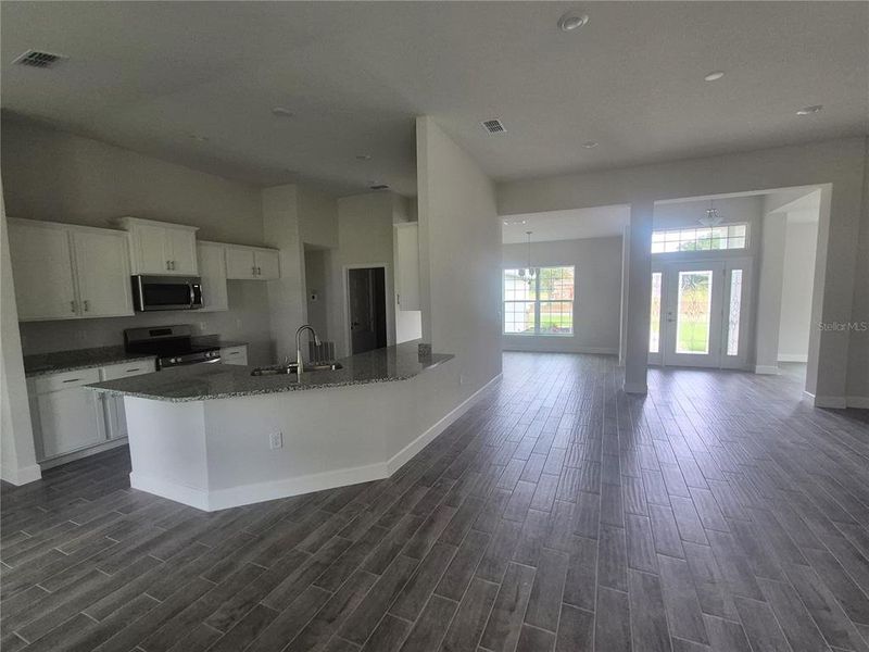 Furnished interior view inside a new home in Hill Country Estates, Dade City (Image 16).