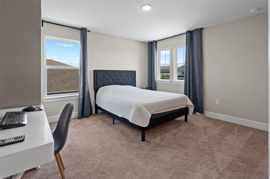 Furnished interior view inside a new home in , Montverde (Image 10).