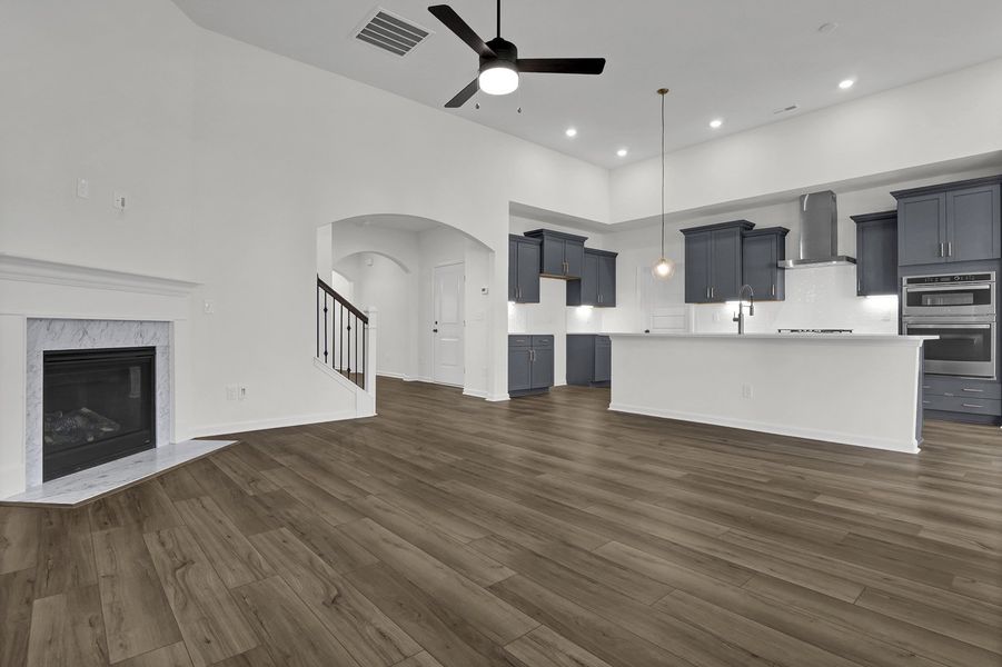 Spacious, unfurnished interior of a new home in Grand Park, Leland (Image 12).