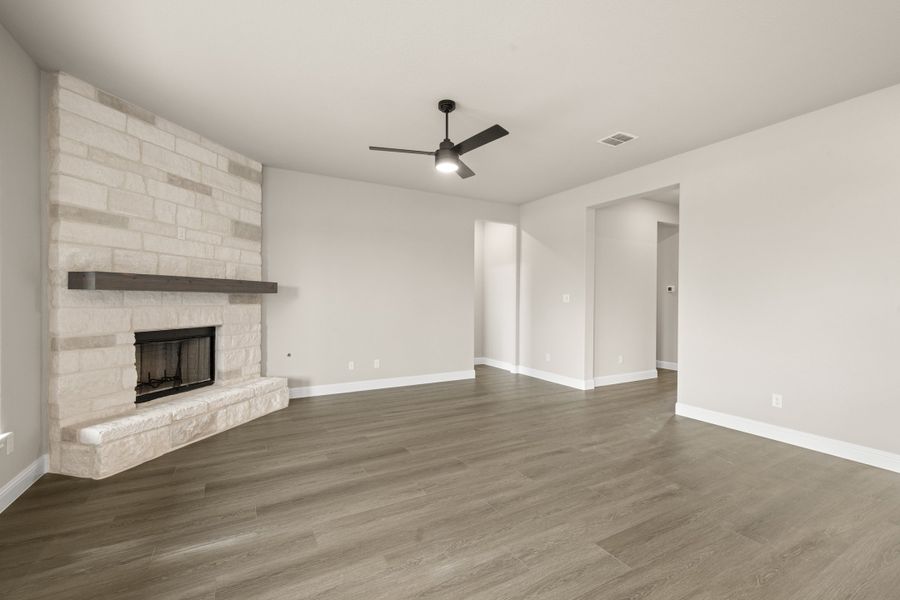 Spacious, unfurnished interior of a new home in Silo Mills, Joshua (Image 19).