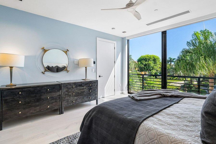 019-914PalmTrail-DelrayBeach-FL-33483-SM