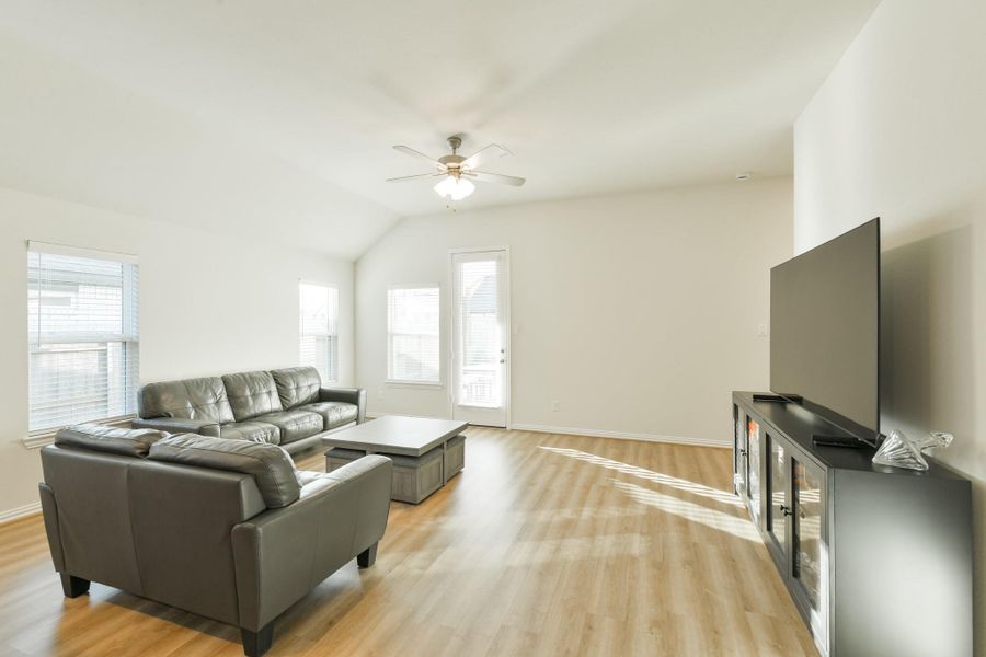 Furnished interior view inside a new home in Oakwood Estates, Waller (Image 26).
