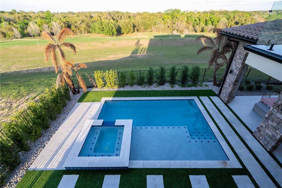 Exterior details and patio area of a home in , Montverde (Image 37).