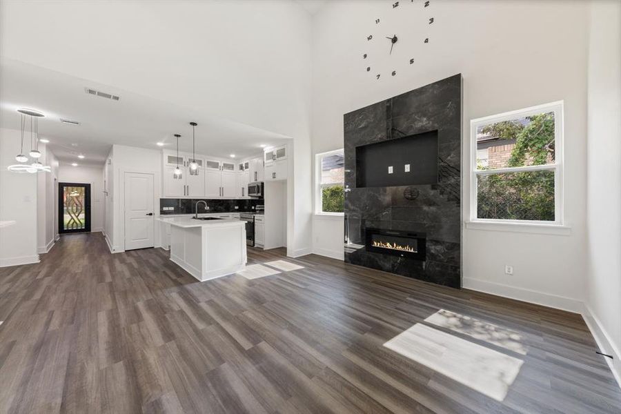 Furnished interior view inside a new home in , Dallas (Image 12). Furnished interior view inside a new home in , Dallas (Image 12).