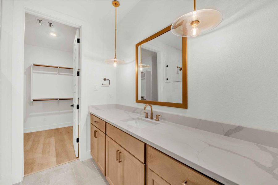 Furnished interior view inside a new home in Daniels Mountain, Georgetown (Image 12).