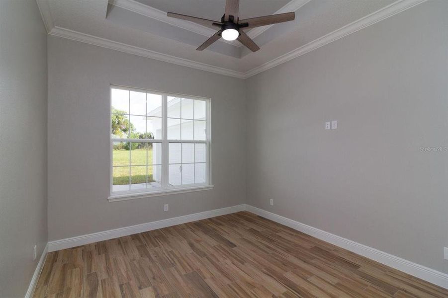 Spacious, unfurnished interior of a new home in , Leesburg (Image 18).