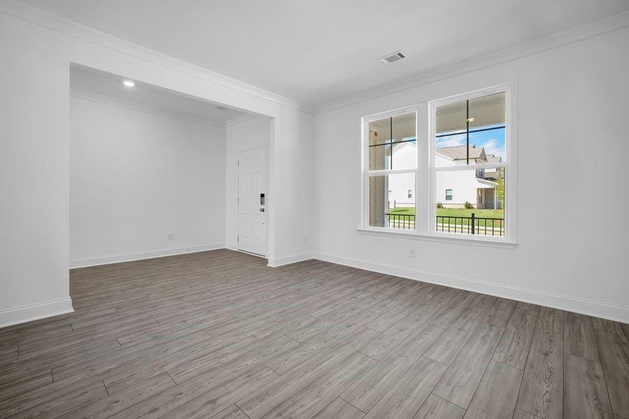Spacious, unfurnished interior of a new home in Bailey Fence, Dacula (Image 15).