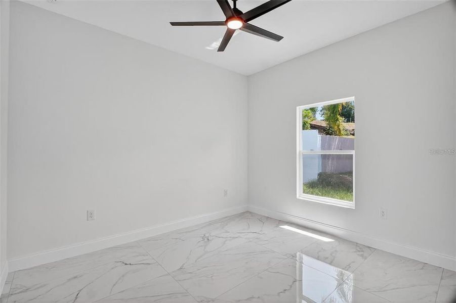 Spacious, unfurnished interior of a new home in , Umatilla (Image 14).