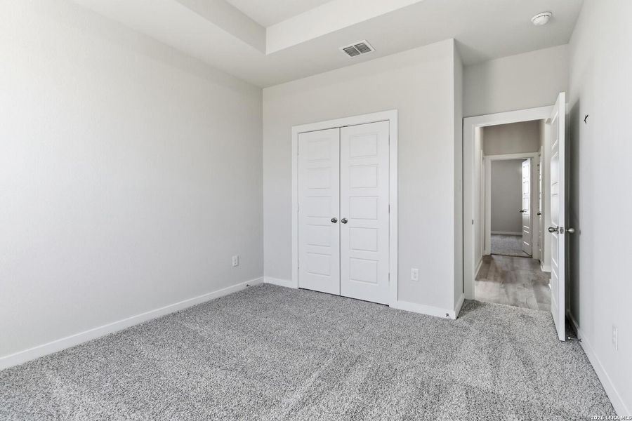 Spacious, unfurnished interior of a new home in Lonesome Dove, San Antonio (Image 21).